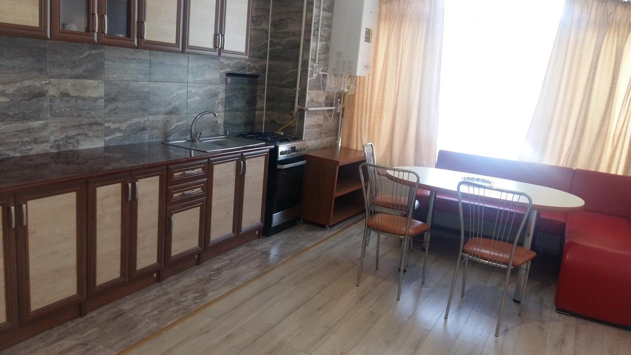 Cazare Palace Petroszany Zewnętrze zdjęcie